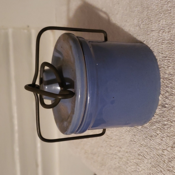 Vintage Blue Crock - Picture 2 of 6